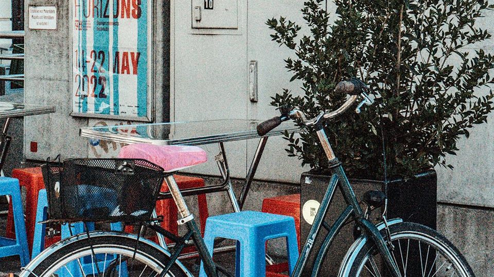 前カゴ付きの街乗り向け自転車